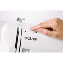 Machine a coudre mécanique - BROTHER RH-137 - 6 griffes d'entraîneme