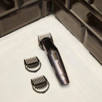 Tondeuse multifonction Babyliss MEN MT727E - 10 en 1 - lames en carbon