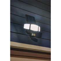 Highly illuminating 3-head solar spotlight with presence detector - 10
