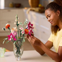 LEGO Botanique 10342 Le joli bouquet de fleurs roses - Set de construc