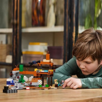 LEGO Minecraft 21263 Badlands Mine – Kids’ Toy Inspired by the Vid