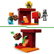LEGO Minecraft 21266 The Nether Lava Battle - Toy for video game fans