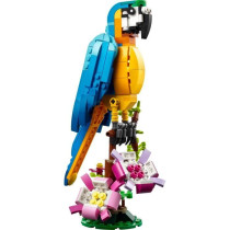 Lego Creator 3-in-1 31136 Exotic parrot, jungle animal figurines, with