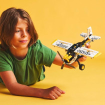 LEGO Technic 42198 Bush Plane - Building Set for Boys Ages 8 and Up