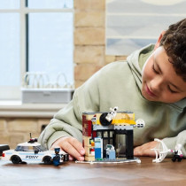 LEGO Marvel 76311 Spider-Verse: Miles Morales vs. The Smudge - Game fo