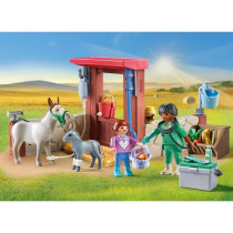 PLAYMOBIL 71471 Veterinarian with farm animals