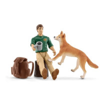 SCHLEICH Oceania Adventures Set - Kangaroo and Ranger Tom Figurines wi