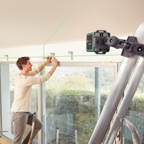 Bosch Line Laser - Quigo Green (Supplied with 2 batteries, 1 MM2 unive