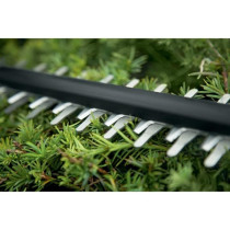 Bosch UniversalHedge Cut 18-55 cordless hedge trimmer without battery