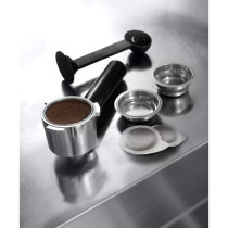 Classic espresso machine - Delonghi EC685.M Dedica Style - stainless s