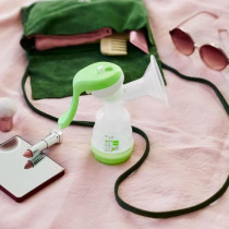 MAM Manual Breast Pump Kit + Breastfeeding Kit