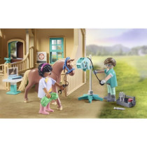 PLAYMOBIL 71352 - Veterinarian and therapy center - Horses of Waterfal