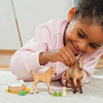SCHLEICH - Baby care for Baby Animals of Horse Club Sarah - 42432