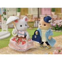 SYLVANIAN FAMILIES The fashion suitcase and big sister marshmallow mou