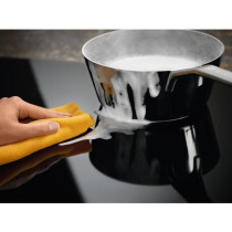 Plaque de cuisson a induction - ELECTROLUX - 4 foyers dont zone gauche