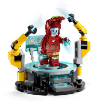 LEGO Marvel 76315 Le Laboratoire d'Iron Man : la Salle des Armures - J