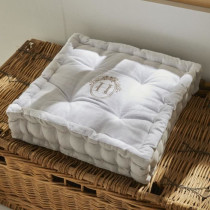 Coussin de sol - TODAY - CHARME - Slub x Chambray x Broderie Berenice