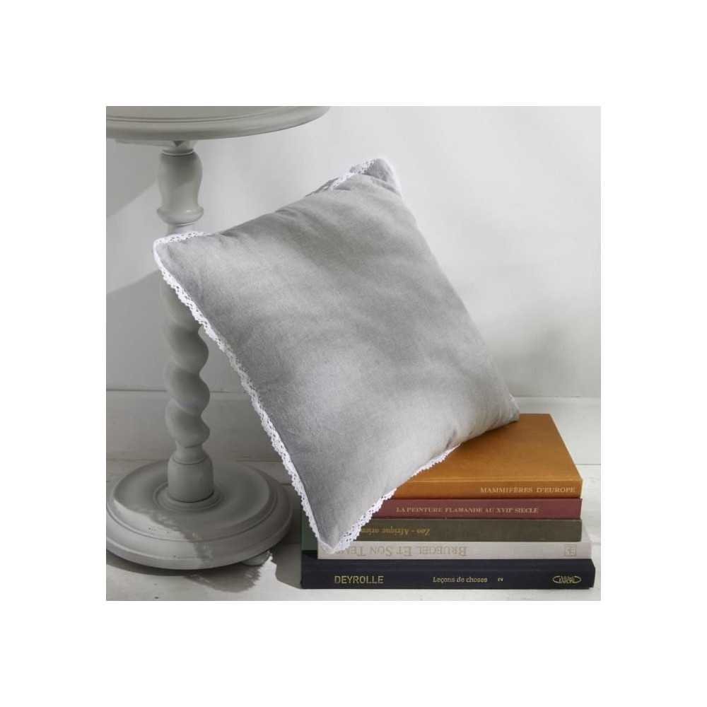 Coussin - TODAY - CHARME - Chambray x Dentelle Capucine - 40 x 40 cm Coussin - TODAY - CHARME - Chambray x Dentelle Capucine - 40 x 40 cm