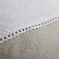 Coussin - TODAY - CHARME - Slub x Chambray x Pompon Berenice - 40 x 40