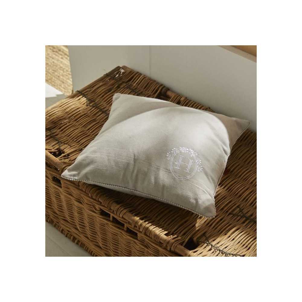 Coussin - TODAY - CHARME - Chambray x Petite broderie Berenice - 40 x Coussin - TODAY - CHARME - Chambray x Petite broderie Berenice - 40 x