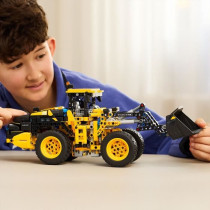 LEGO Technic 42209 La Chargeuse sur Pneus Volvo L120 Electric - Jeu po