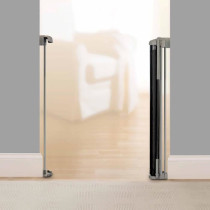 INGENUITY Barriere de sécurité enfant jusqu'a 136cm, Enroulable, Aut
