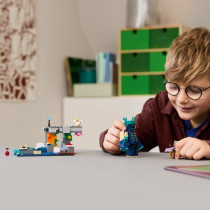 LEGO Minecraft 21274 La Rencontre Avec Le Warden - Jouet Collector Pou