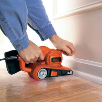 Ponceuse a bande filaire 720W BLACK+DECKER (Livrée avec 1 Bande abras